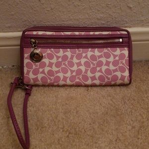 Womans clutch wallet